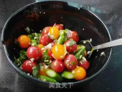 Make A salad warmed by the fruit step 7