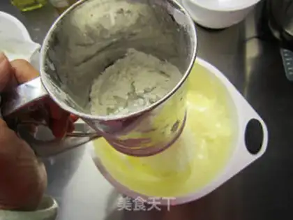 Make Little roll cake step 6