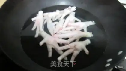 Make Frozen chicken claws step 1