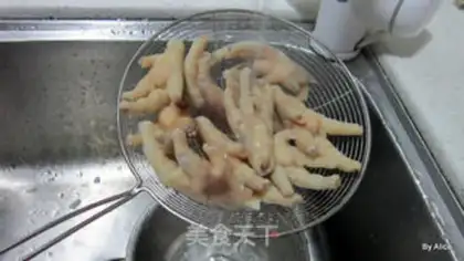 Make Frozen chicken claws step 2