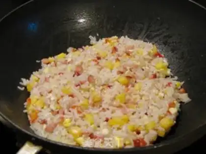 Make Pineapple ham and rice step 7