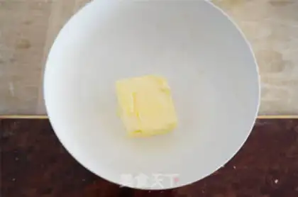 Make Gold coconut ball step 0