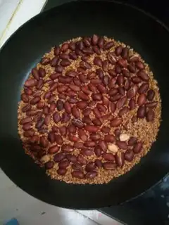 Make Peanut sesame sauce step 1