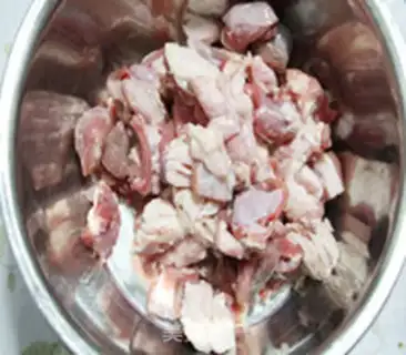 Make Yellow lamb soup step 0