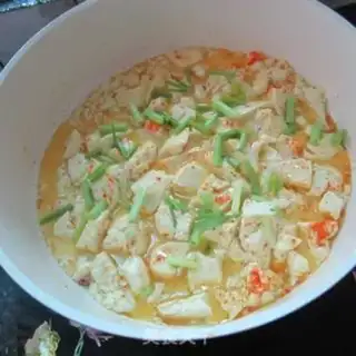 Make Dry pan eggs and tofu step 6