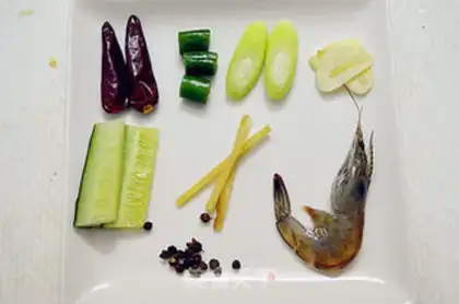 Make Spicy shrimp step 0