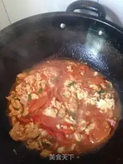 Make Tomato fried eggs step 11