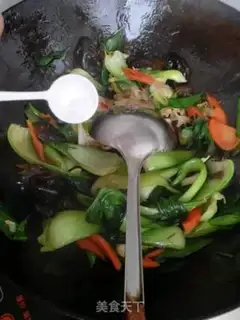 Make Gold needles and vegetables step 10