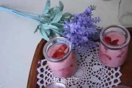 Make Strawberry cream pudding step 4