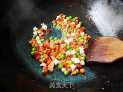 Make Pineapple rice step 5