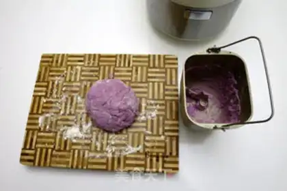 Make Potato rose buns step 5