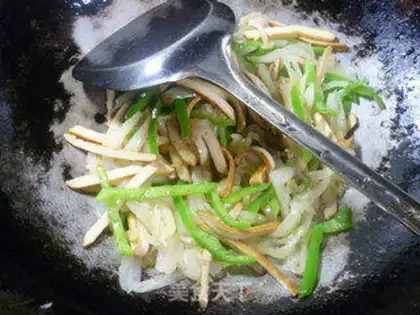 Make A green pepper spicy sour step 6