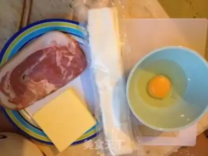 Make Cheese bacon rolls step 0