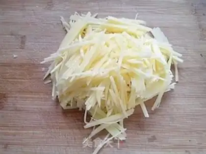 Make A carrot with potatoes step 3