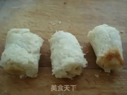 Make Toast banana rolls step 6