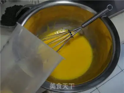 Make Black sesame ricin cake step 3