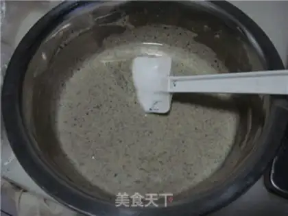 Make Black sesame ricin cake step 16