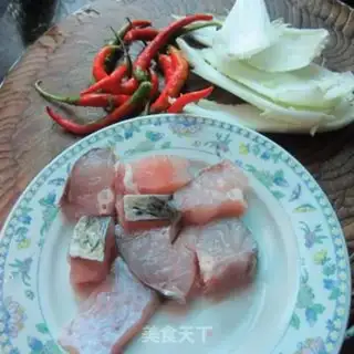 Make Fish with cabbage step 0