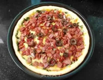 Make Spinach bacon pizza step 10