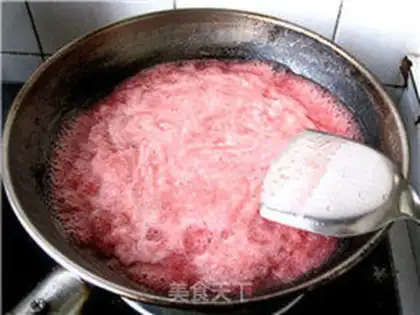 Make Strawberry sauce step 2