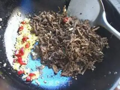 Make Spring prunes and meat step 5