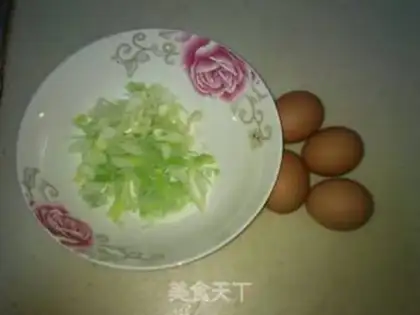 Make Onion fried eggs step 0