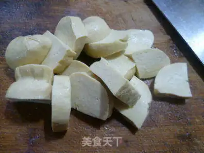 Make Pyramid chop-cracker step 1