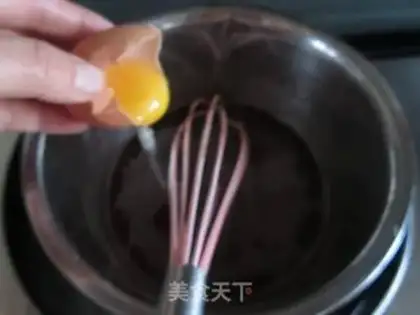 Make The rose mochamus cake step 8