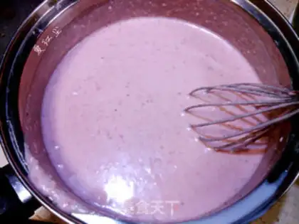 Make Strawberry cheese mousse cake step 2