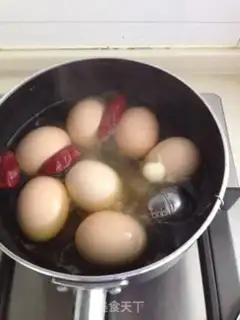 Make Goldflake - Tea Eggs step 1