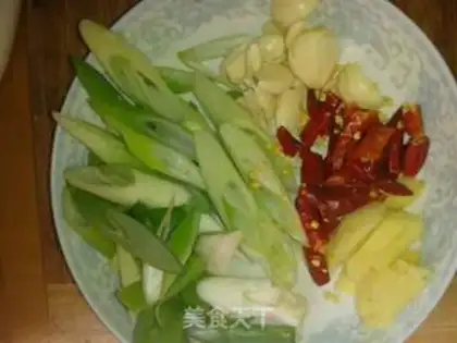 Make Xinjiang chicken step 2