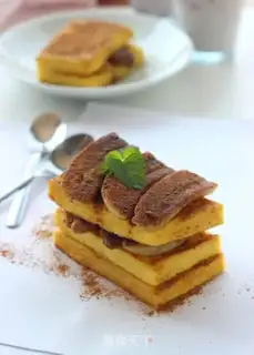 Make Cinnamon bananas with egg toast step 5