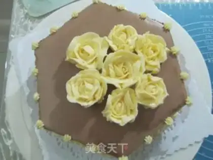 Make The rose mochamus cake step 39