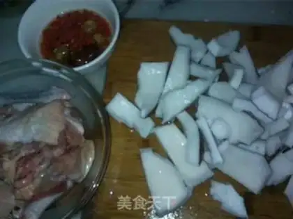 Make Coconut chicken soup step 1
