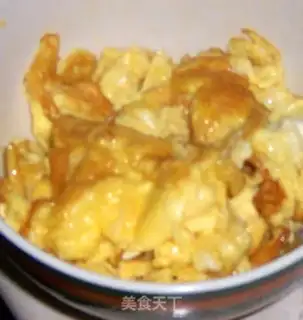 Make Fried eggs step 4