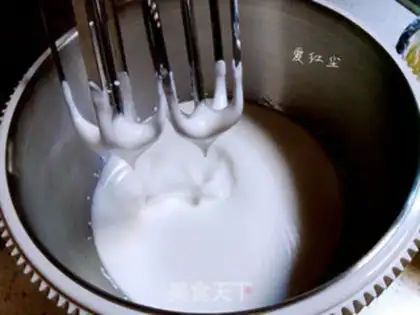Make Sesame coconut egg rolls step 2