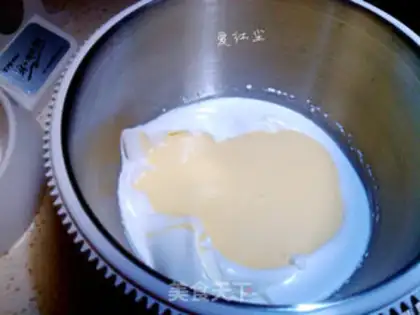 Make Sesame coconut egg rolls step 5