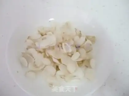 Make Lily Silver Ear Lotus step 1