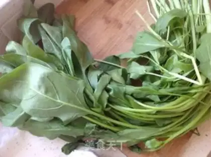 Make Spicy spinach step 0
