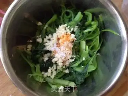 Make Spicy spinach step 3