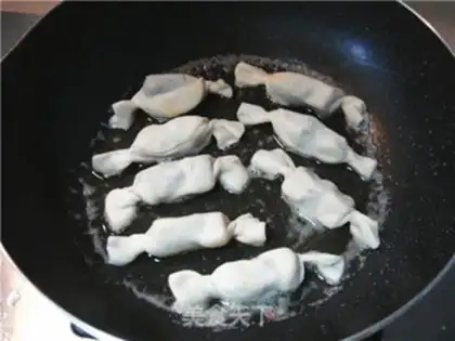 Make Skinned banana candy step 5