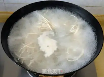 Make Spicy noodles step 4