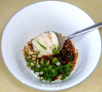 Make Spicy noodles step 5