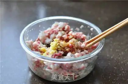 Make Shrimp cuisine for soup step 3