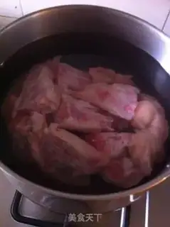 Make Pig hoof hotpot step 0