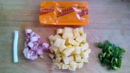 Make Lazy curry potatoes step 0