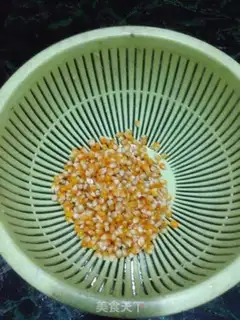 Make Homemade popcorn step 2