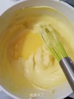 Make Almond cookies step 1