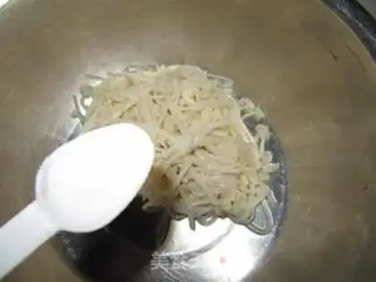 Make cucumber with a golden pin mushroom step 4