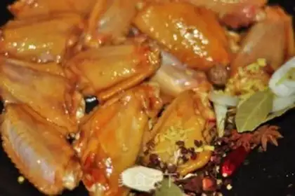 Make Yellow chicken wings step 4